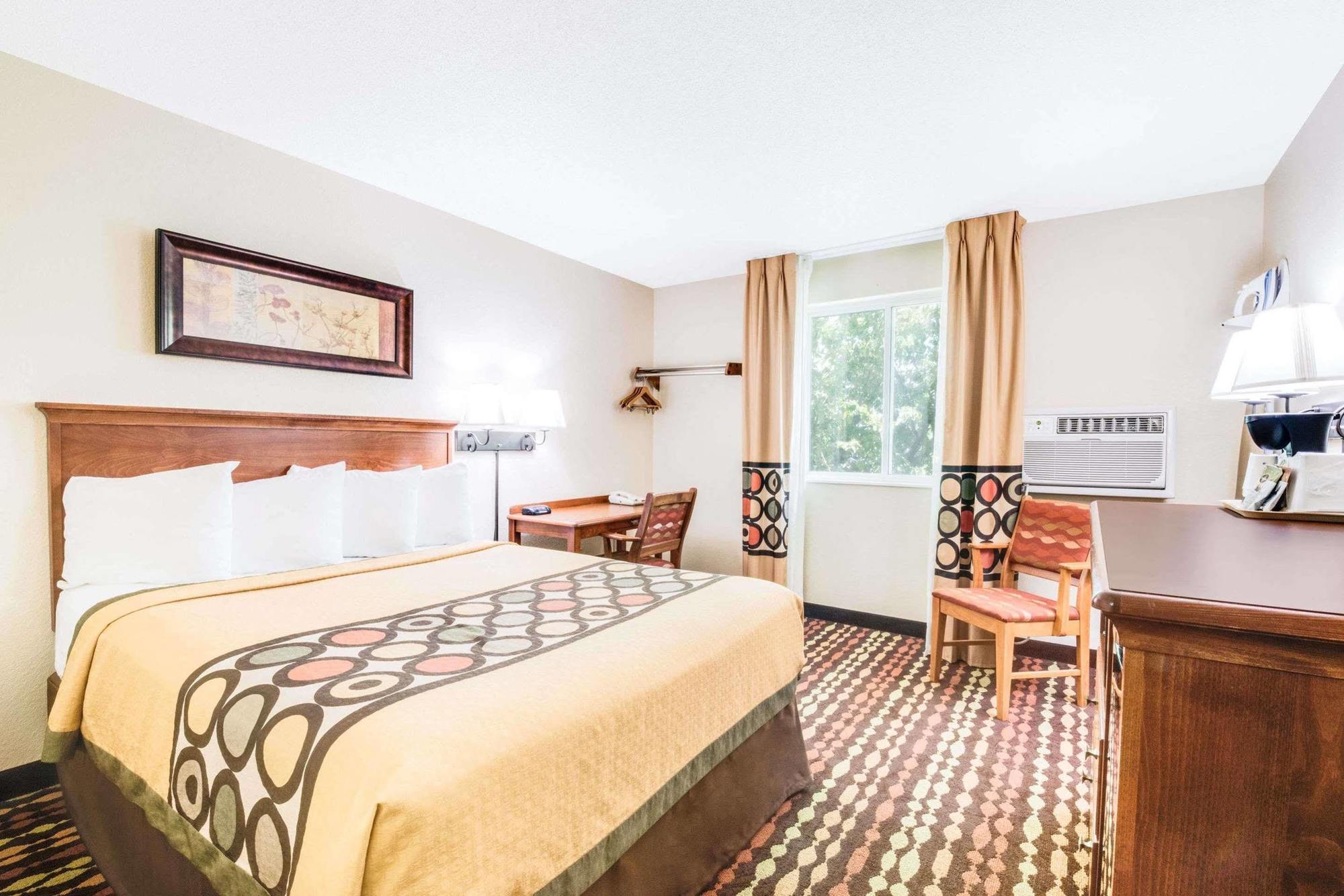 Super 8 By Wyndham Grand Forks Hotel Bagian luar foto